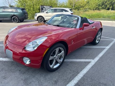 Used 2007 Pontiac Solstice Convertible RWD image 7