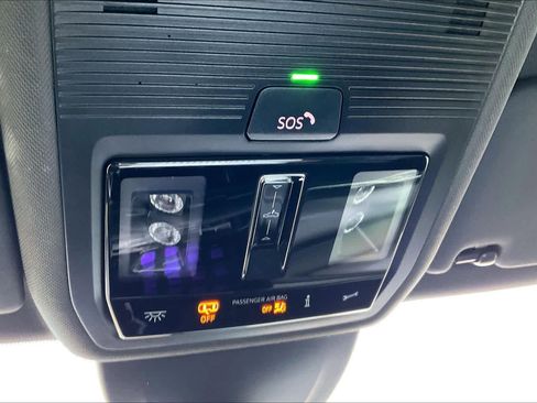 Used 2023 Volkswagen GTI SE image 30