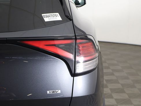 Used 2023 Kia Sportage EX image 16