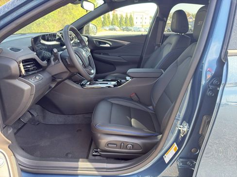 New 2026 Buick Envista Sport Touring image 8