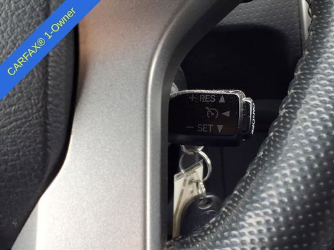 Used 2015 Toyota Tacoma 4x4 Access Cab w/ SR5 Package image 26