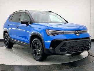 Certified 2025 Volkswagen Taos SE AWD/4WD video 1