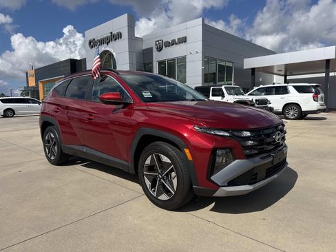 Used 2025 Hyundai Tucson SEL FWD image 1