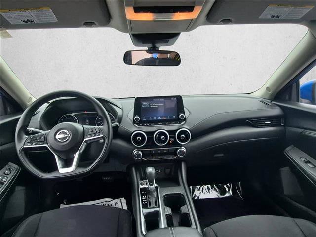 Used 2025 Nissan Sentra SV FWD image 17