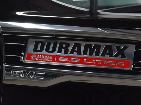 Used 2023 GMC Sierra 2500 Denali w/ Denali Ultimate Package image 16