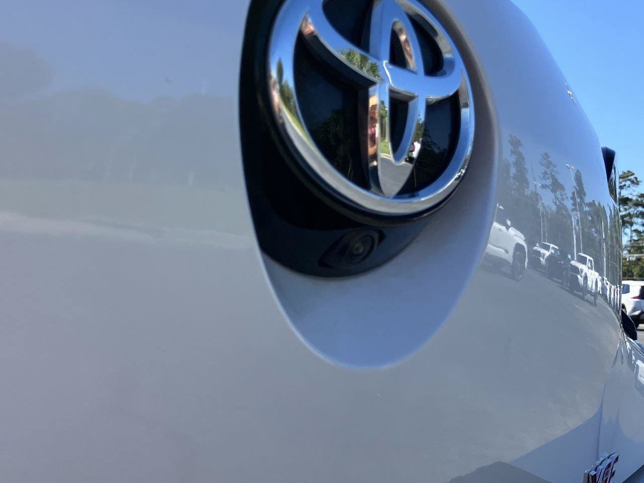 Used 2024 Toyota Corolla XSE FWD image 10