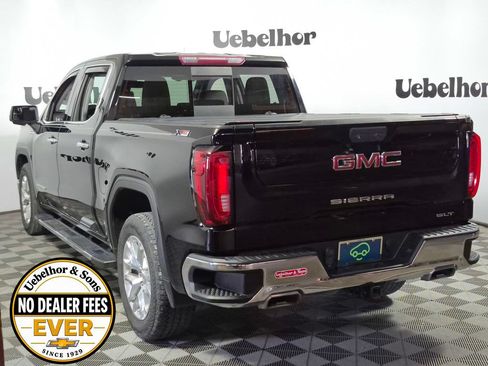 Used 2022 GMC Sierra 1500 SLT w/ SLT Premium Package AWD/4WD image 6