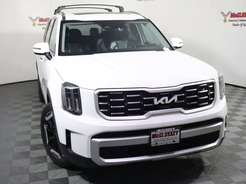 Used 2025 Kia Telluride S AWD/4WD image 16
