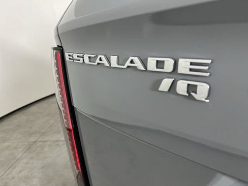 Used 2026 Cadillac Escalade IQ Sport 1 AWD/4WD image 32