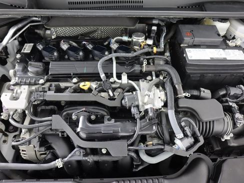 Used 2022 Toyota Corolla SE image 17