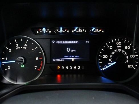 Used 2015 Ford F150 XLT w/ Equipment Group 302A Luxury AWD/4WD image 26