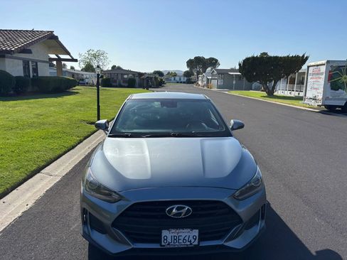 Used 2019 Hyundai Veloster 2.0 FWD image 6