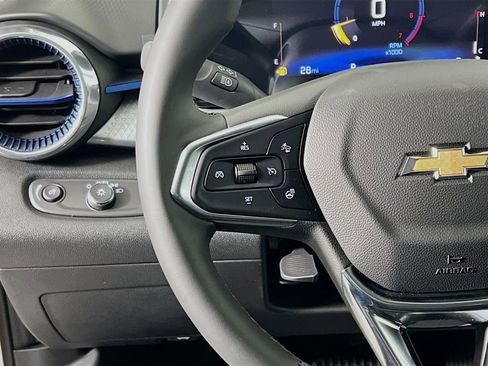New 2026 Chevrolet Trax LT image 10