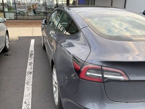 Used 2022 Tesla Model 3 Long Range image 5