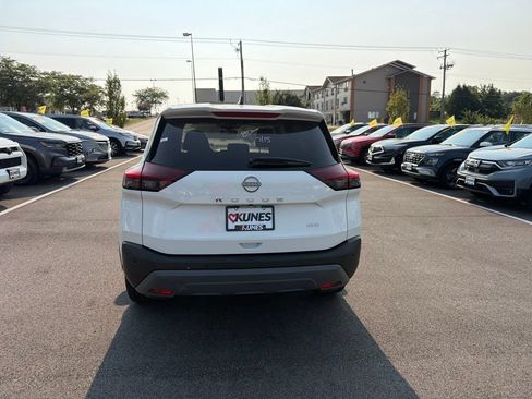 Used 2023 Nissan Rogue S AWD/4WD image 8