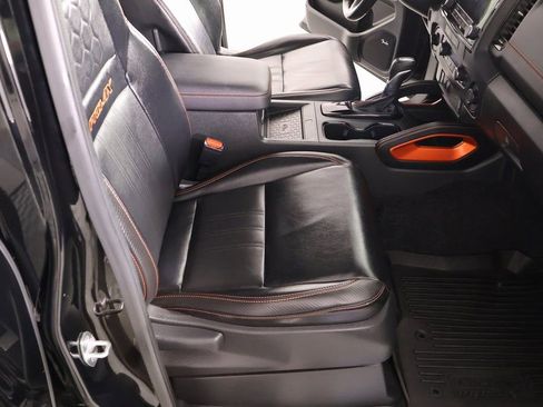 Used 2023 Nissan Frontier PRO-4X w/ Pro-4X Premium Package image 14