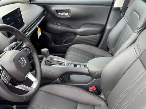 New 2026 Honda HR-V EX-L image 18