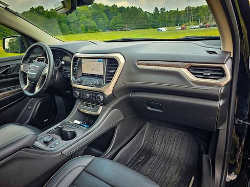 Used 2023 GMC Acadia Denali w/ Denali Technology Package AWD/4WD image 50