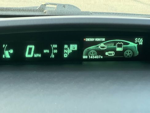 Used 2013 Toyota Prius Four image 29