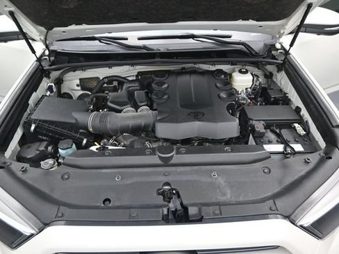 Used 2023 Toyota 4Runner Limited AWD/4WD image 21