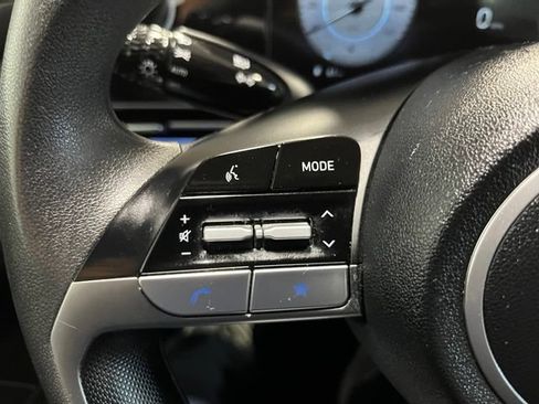 Used 2024 Hyundai Elantra SEL FWD image 22