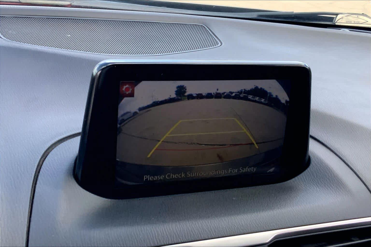 Used 2018 MAZDA MAZDA3 Touring FWD image 29