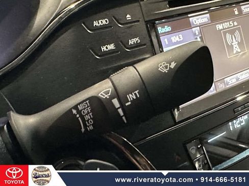Used 2017 Toyota Avalon XLE w/ Carpet Mat Package FWD image 28