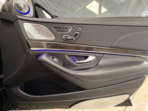 Used 2015 Mercedes-Benz S 63 AMG 4MATIC Sedan image 45