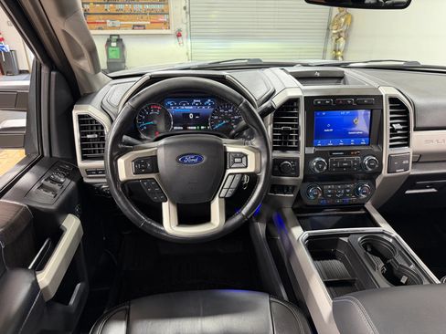 Used 2021 Ford F250 Lariat AWD/4WD image 24