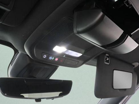 New 2026 Chevrolet Equinox LT w/ Convenience Package II FWD image 15