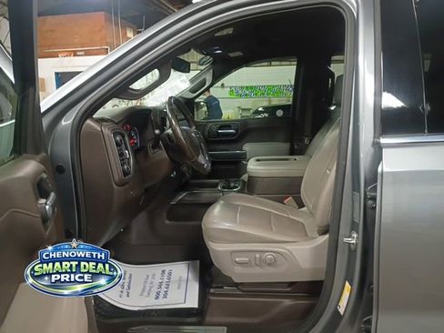 Used 2019 Chevrolet Silverado 1500 LTZ w/ LTZ Premium Package AWD/4WD image 7