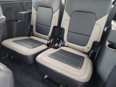 Used 2023 Ford Bronco Wildtrak AWD/4WD image 32