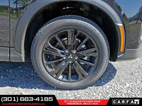 New 2025 Mitsubishi Eclipse Cross LE image 6