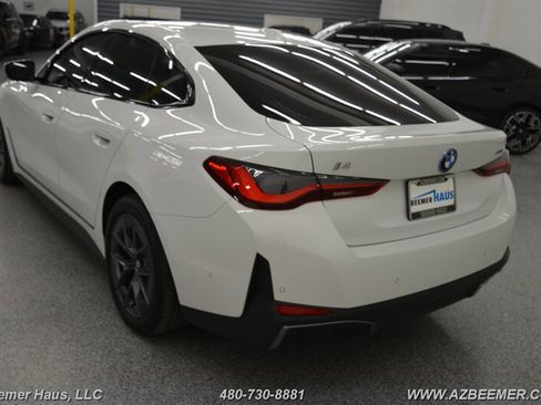 Used 2023 BMW i4 eDrive40 w/ Premium Package image 11