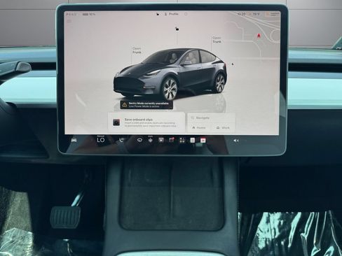 Used 2023 Tesla Model Y Long Range AWD/4WD image 15