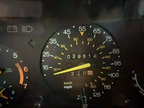 Used 1988 Saab 900 Turbo FWD image 18