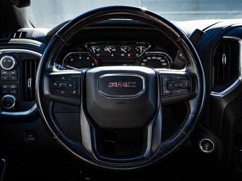 Used 2023 GMC Sierra 2500 AT4 w/ Gooseneck/5TH Wheel Package image 38