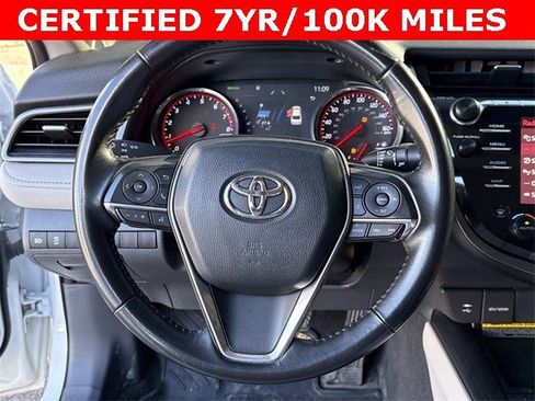 Used 2019 Toyota Camry XSE image 19