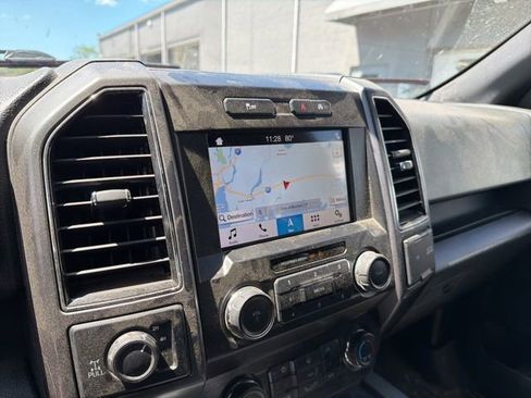 Used 2019 Ford F150 XLT w/ Equipment Group 302A Luxury AWD/4WD image 15