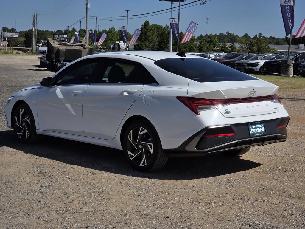 New 2026 Hyundai Elantra Limited FWD image 3