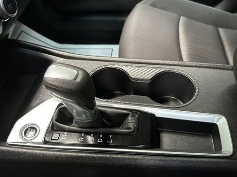 Used 2025 Nissan Altima 2.5 SV image 32