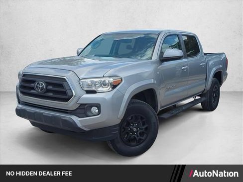 Certified 2021 Toyota Tacoma SR5 AWD/4WD image 1