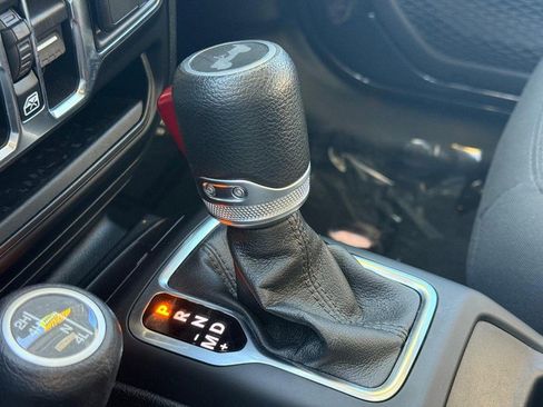 Used 2020 Jeep Wrangler Unlimited Sport image 24