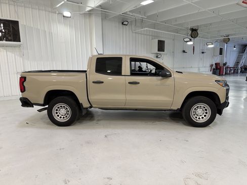 Used 2023 Chevrolet Colorado W/T image 6