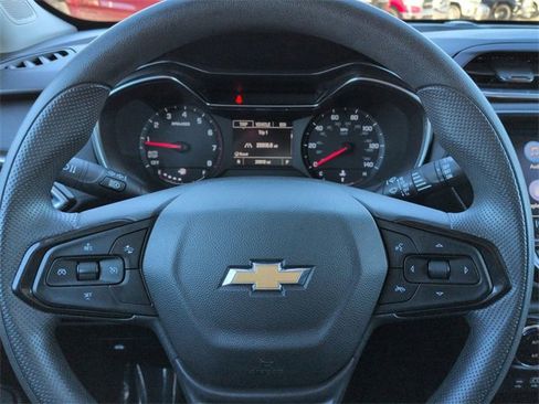 Used 2022 Chevrolet TrailBlazer LT w/ Convenience Package image 28