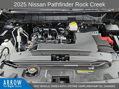 Used 2025 Nissan Pathfinder Rock Creek AWD/4WD image 15