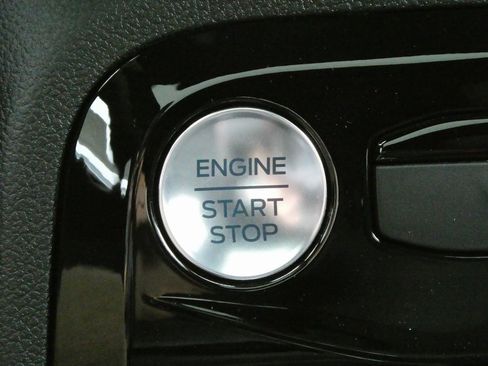 New 2025 Ford Escape ST-Line Elite w/ Tech Pack #2 image 12