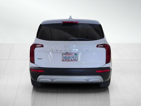 Used 2022 Kia Telluride LX AWD/4WD image 6