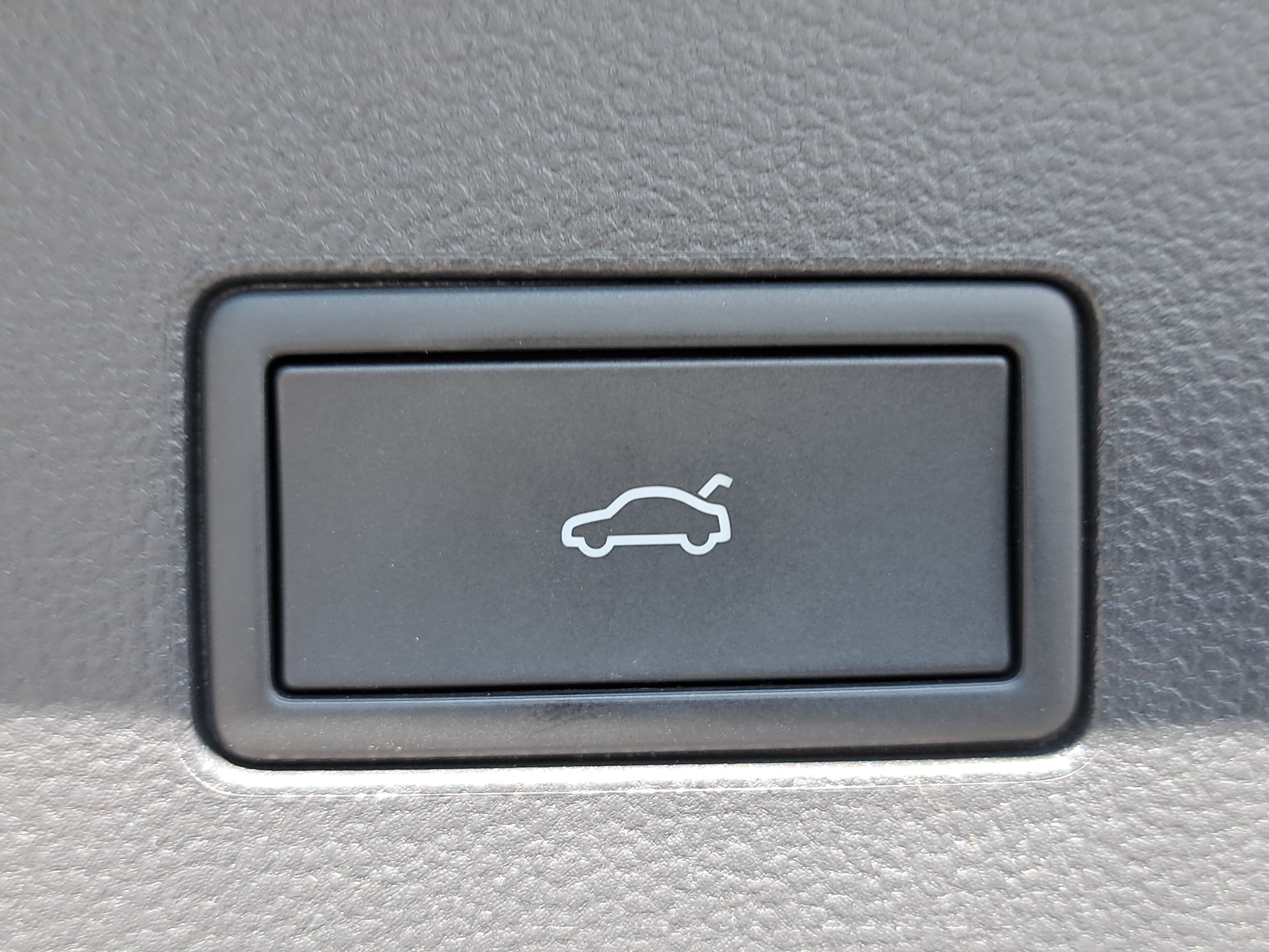 Used 2026 Volkswagen Atlas SE w/ Panoramic Sunroof Package FWD image 15