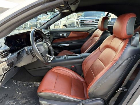 Used 2024 Ford Mustang GT Premium image 21